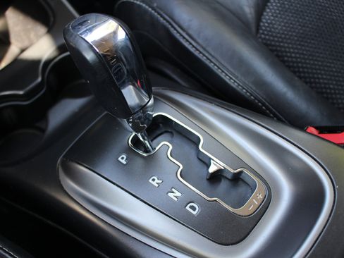 Used 2019 Dodge Journey Crossroad image 29