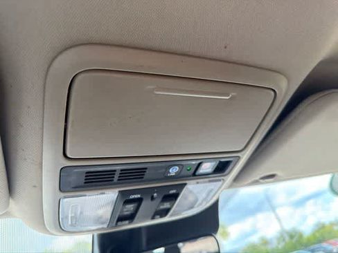 Used 2019 Honda Pilot Touring image 36