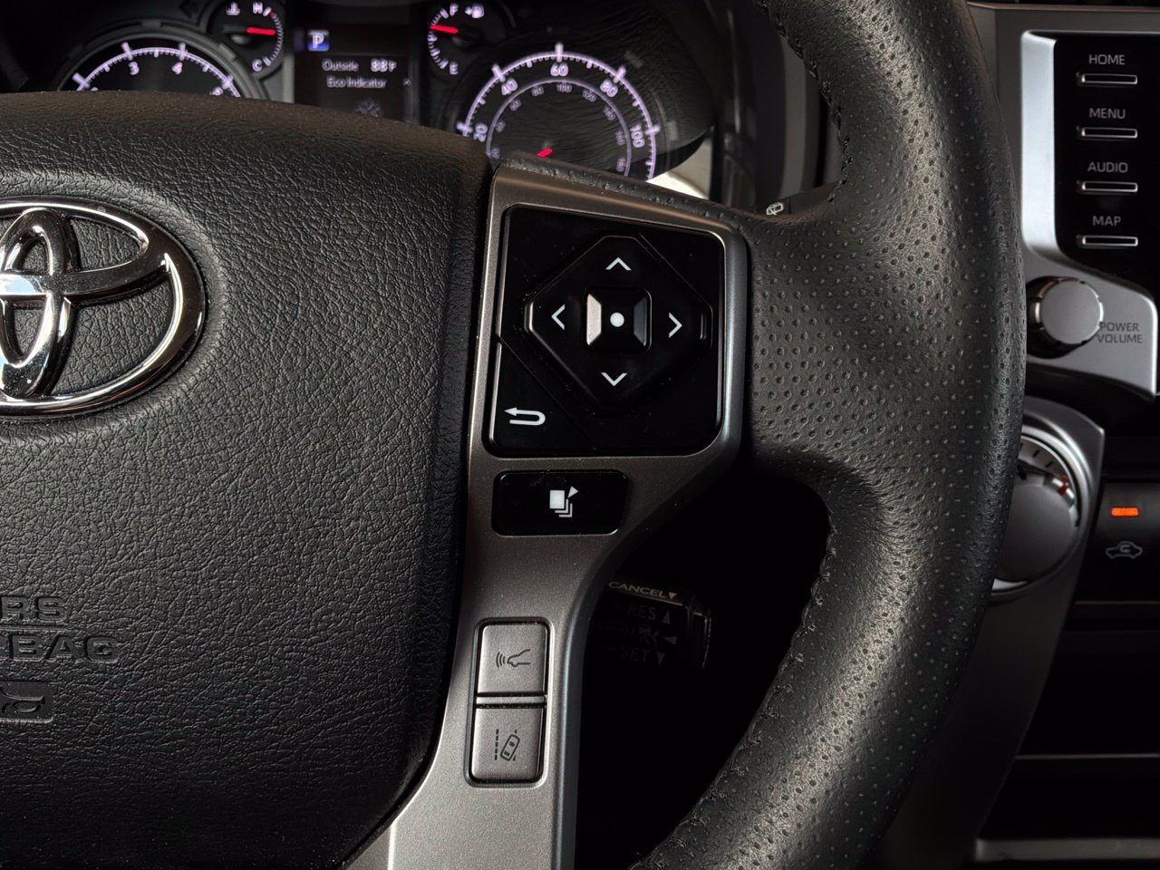 Used 2023 Toyota 4Runner SR5 RWD image 38
