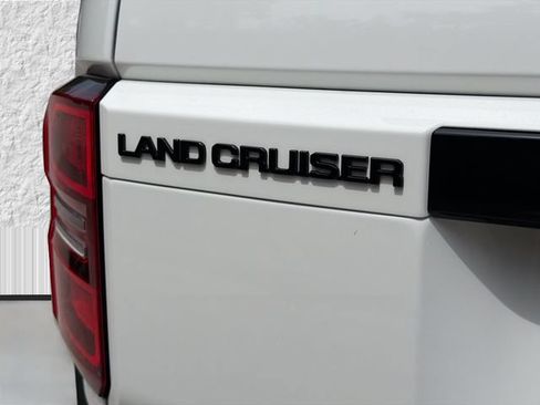Used 2025 Toyota Land Cruiser w/ Premium Package AWD/4WD image 11