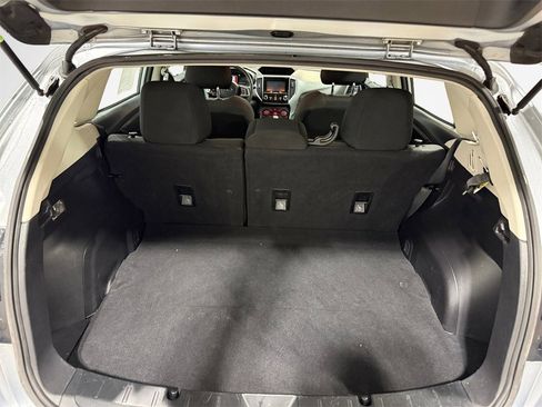 Used 2017 Subaru Impreza 2.0i Premium image 25
