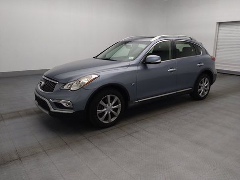 Used 2017 INFINITI QX50 2WD w/ Premium Plus Package image 2