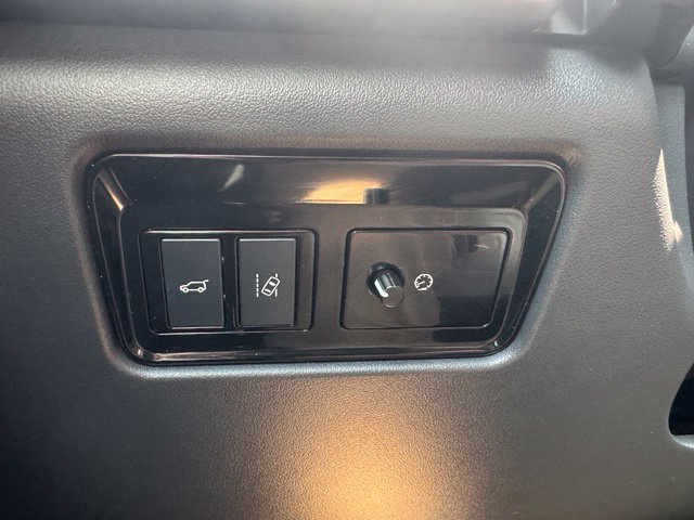 Used 2018 Jaguar F-PACE Prestige AWD/4WD image 23