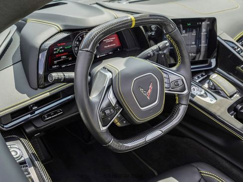 Used 2024 Chevrolet Corvette Z06 w/ Z07 Performance Package RWD image 39