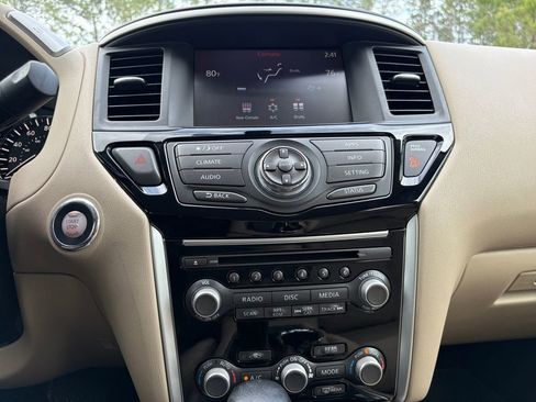 Used 2017 Nissan Pathfinder SV w/ Trailer Tow Package image 28