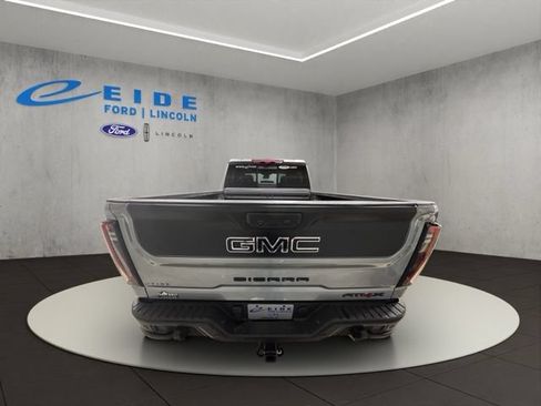 Used 2025 GMC Sierra 2500 AT4X w/ AT4X AEV Edition AWD/4WD image 9