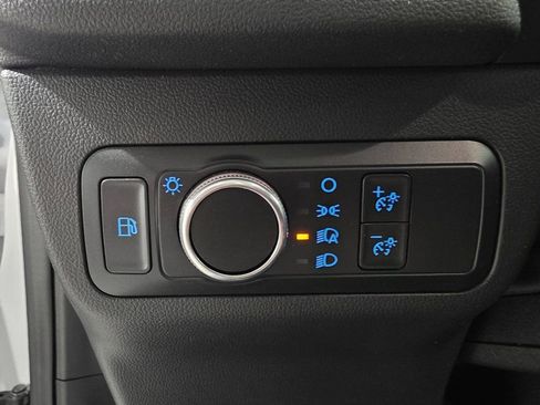 Used 2022 Ford Escape SE image 34