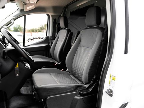 Used 2023 Ford Transit 250 Base image 29