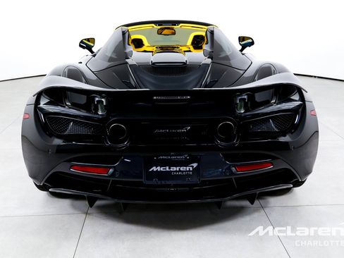 Used 2022 McLaren 720S Spider RWD image 9