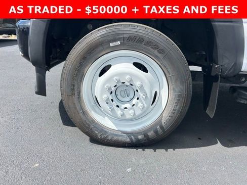 Used 2020 Ford F450 XL w/ Power Equipment Group image 10