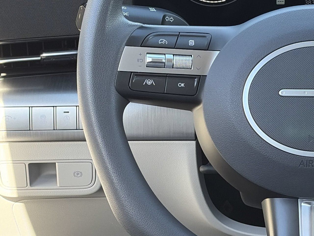 Certified 2024 Hyundai Kona SE AWD/4WD image 22