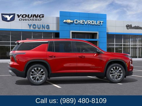 New 2026 Chevrolet Traverse LT w/ Sun and Wheel Package image 5