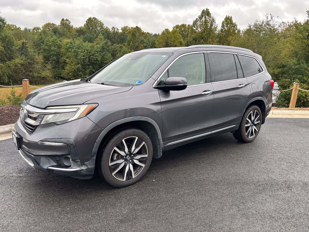 Used 2021 Honda Pilot Touring image 1