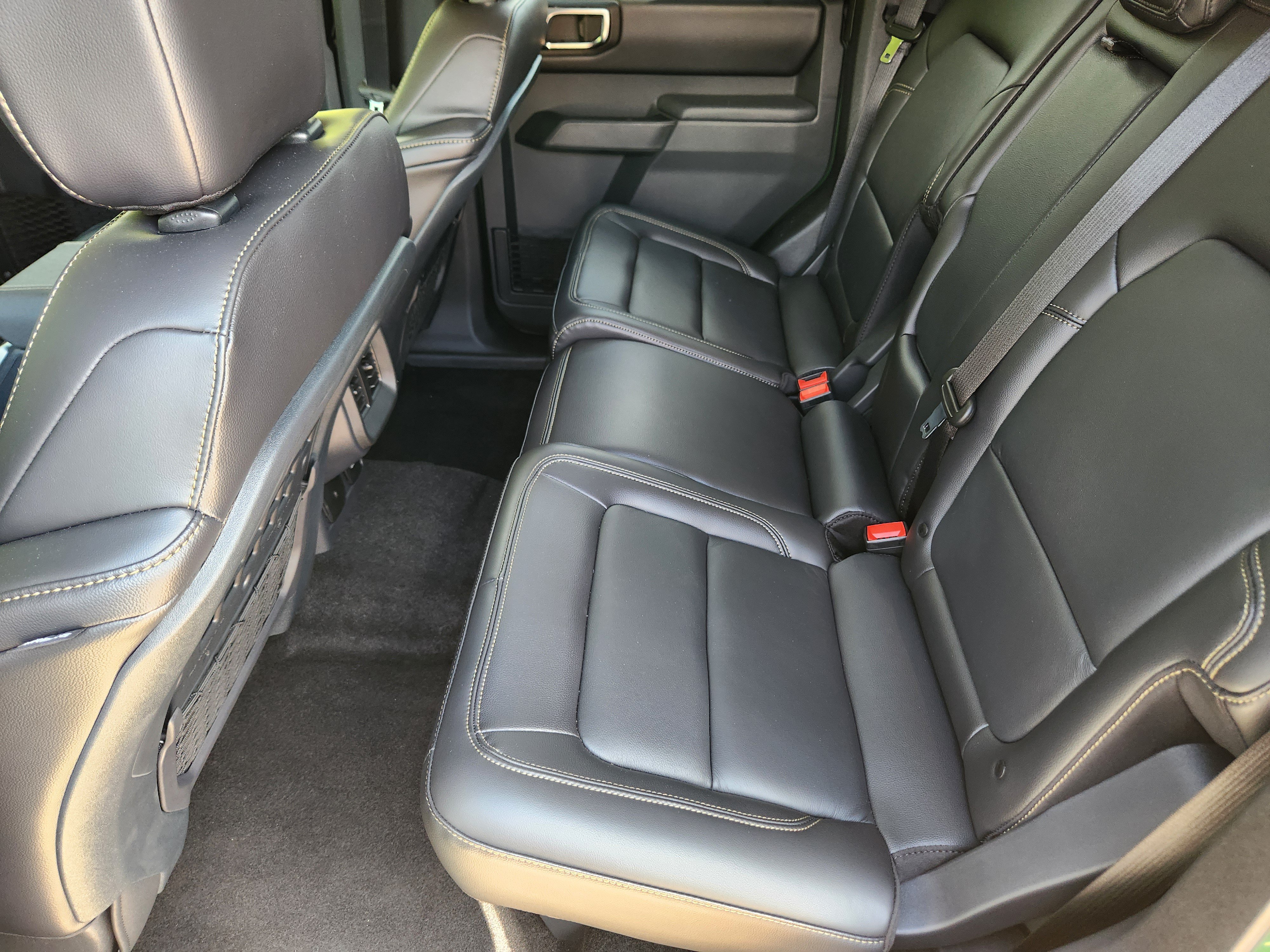 Used 2025 Ford Bronco Badlands AWD/4WD image 22