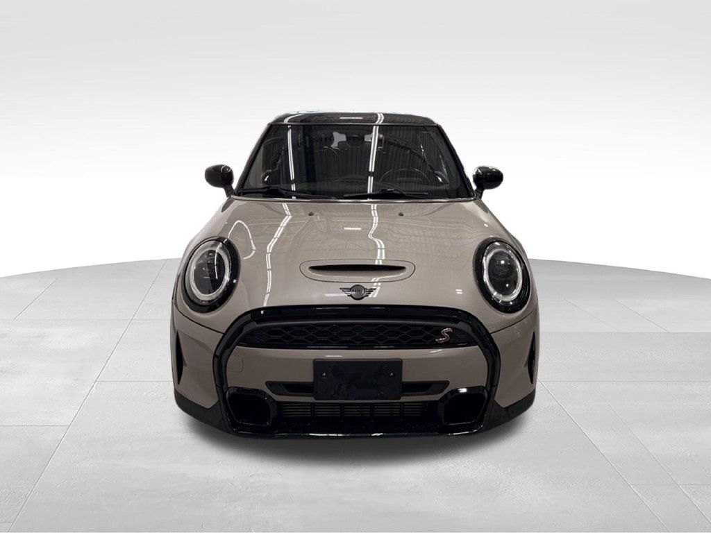 Certified 2022 MINI Cooper S w/ Premium Package FWD image 8