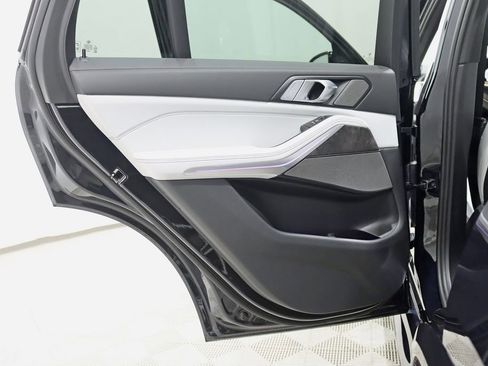 Used 2024 BMW X5 xDrive40i w/ M Sport Package image 35