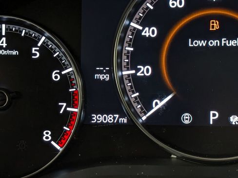 Used 2023 MAZDA CX-30 AWD 2.5 S w/ Premium Package image 39