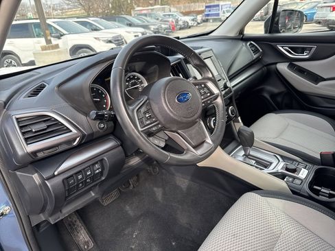 Used 2023 Subaru Forester Premium image 20