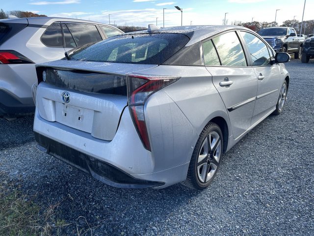 Used 2016 Toyota Prius Four Touring w/ Premium Convenience Package FWD image 5