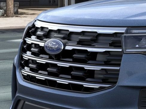 New 2026 Ford Explorer Active image 17