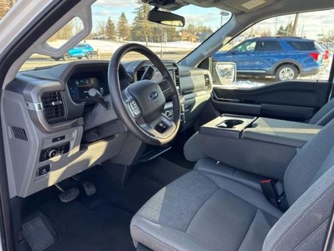 Used 2025 Ford F150 XLT w/ Equipment Group 301A Standard image 4