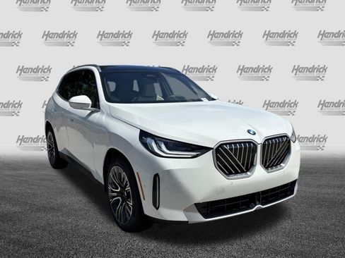 New 2026 BMW X3 xDrive30i w/ Premium Package AWD/4WD image 3
