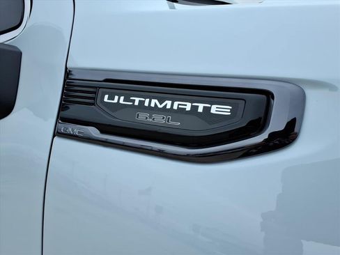 New 2026 GMC Sierra 1500 Denali Ultimate image 10