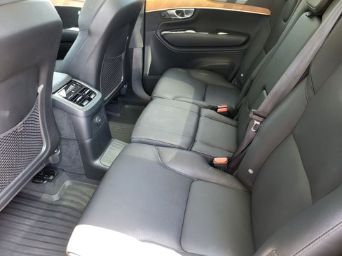 Certified 2023 Volvo XC90 T8 Plus w/ Protection Package Premier AWD/4WD image 23