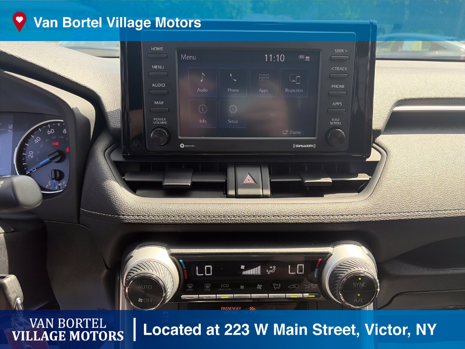 Used 2022 Toyota RAV4 LE AWD/4WD image 20