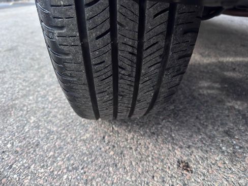 Used 2021 Buick Encore Preferred image 42