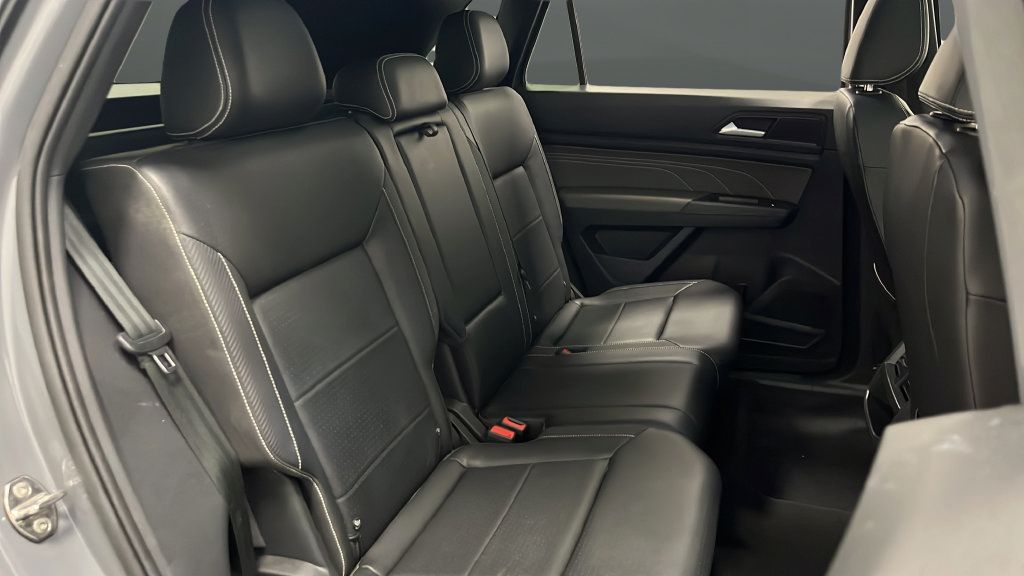 Used 2023 Volkswagen Atlas Cross Sport SE w/ Panoramic Sunroof Package AWD/4WD image 26