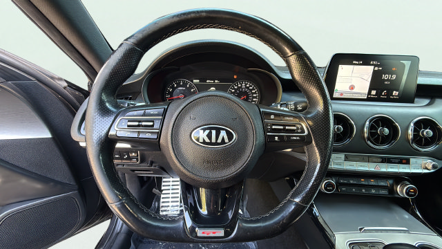 Used 2021 Kia Stinger GT2 RWD image 16