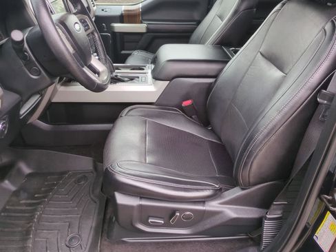Used 2016 Ford F150 Lariat w/ Equipment Group 502A Luxury AWD/4WD image 16
