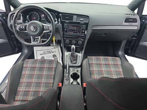 Used 2018 Volkswagen GTI S FWD image 9