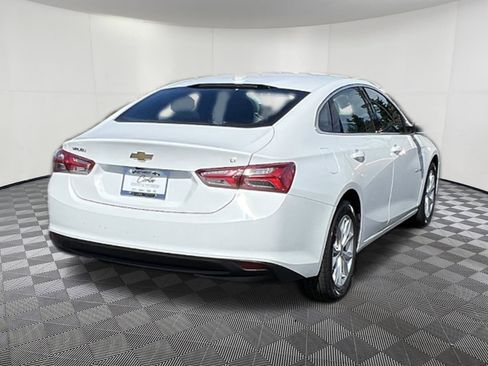 Used 2021 Chevrolet Malibu LT image 6
