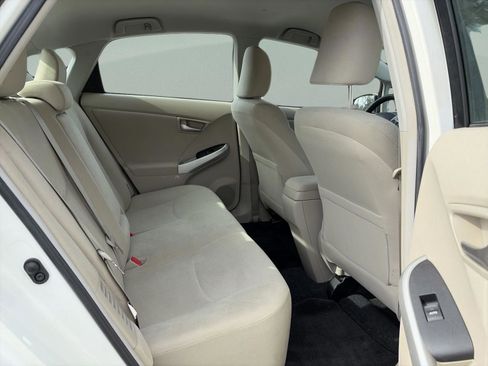 Used 2012 Toyota Prius Two image 18