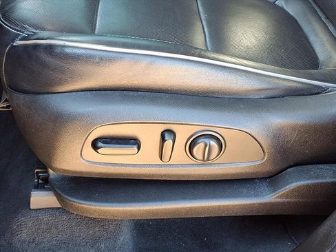 Used 2021 Chevrolet Traverse High Country image 27