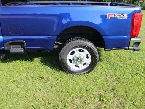 Used 2026 Ford F350 XLT w/ FX4 Off-Road Package AWD/4WD image 11