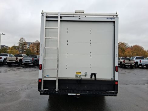 New 2025 GMC Savana 3500 w/ Power Convenience Package RWD image 8