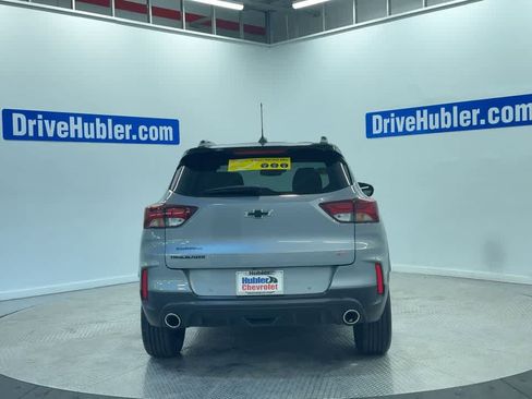 Used 2023 Chevrolet TrailBlazer RS w/ Convenience Package image 2