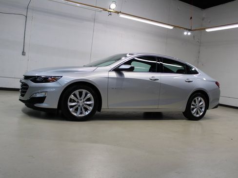 Used 2019 Chevrolet Malibu LT image 6
