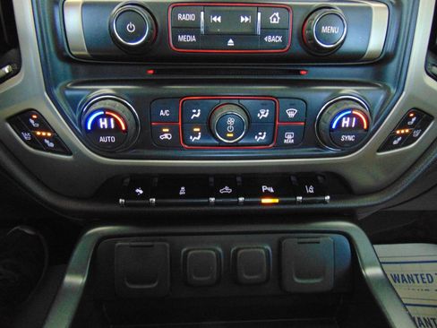 Used 2014 GMC Sierra 1500 Denali w/ Driver Alert Package image 17