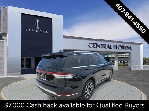 New 2025 Lincoln Aviator 2WD w/ Equipment Group 101A image 3