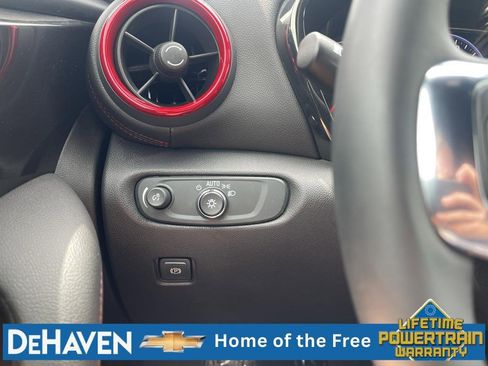Used 2023 Chevrolet Blazer RS w/ Enhanced Convenience Package AWD/4WD image 19