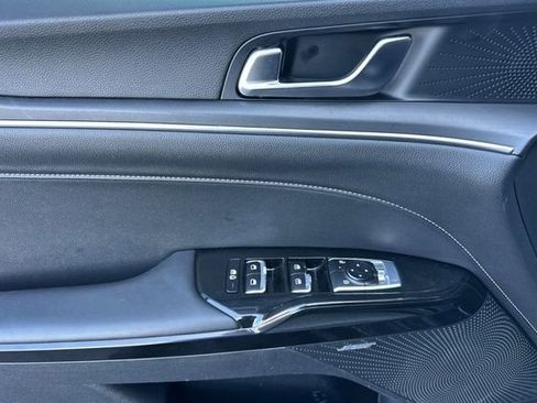 Used 2025 Kia K5 GT-Line w/ GT-Line Premium Package image 12