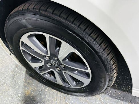 Used 2015 Honda Odyssey Touring image 8