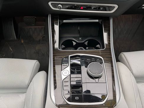 Certified 2024 BMW X5 xDrive40i w/ Premium Package AWD/4WD image 12