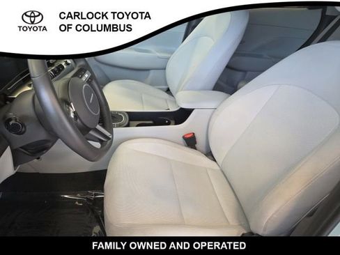 Used 2025 Hyundai Kona SEL FWD image 12