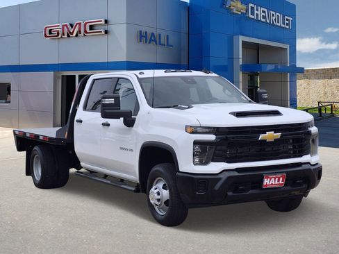 Certified 2025 Chevrolet Silverado 3500 W/T w/ WT Convenience Package AWD/4WD image 1