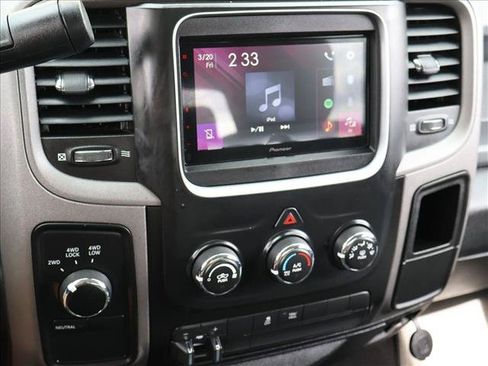 Used 2018 RAM 1500 ST w/ SXT Appearance Group AWD/4WD image 18